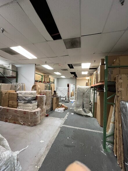 More Photos Of 10498 Colonel Ct, Manassas Research And Development For Sale