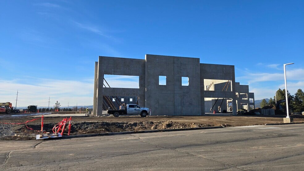 More Photos Of 22421 E Appleway Ave, Liberty Lake Light Manufacturing For Lease