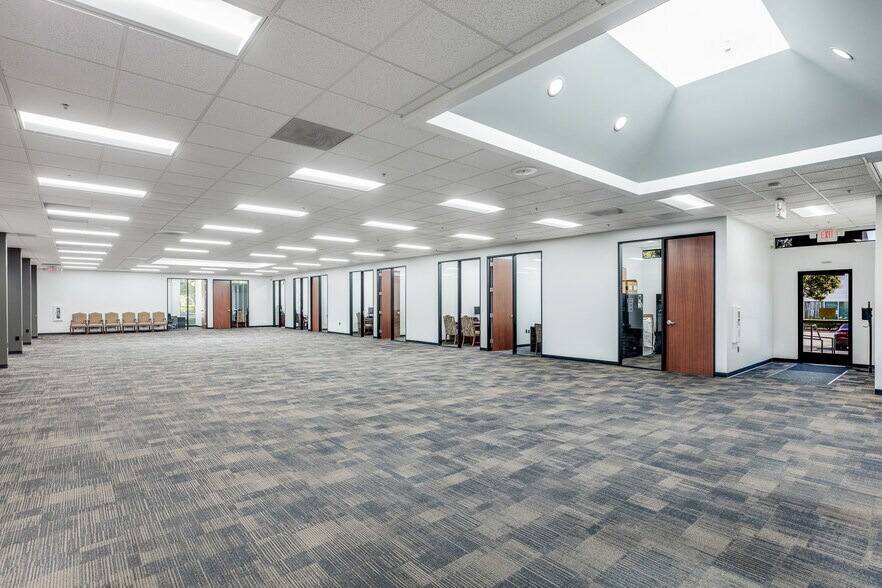 More Photos Of 390-392 Potrero Ave, Sunnyvale Research And Development For Lease