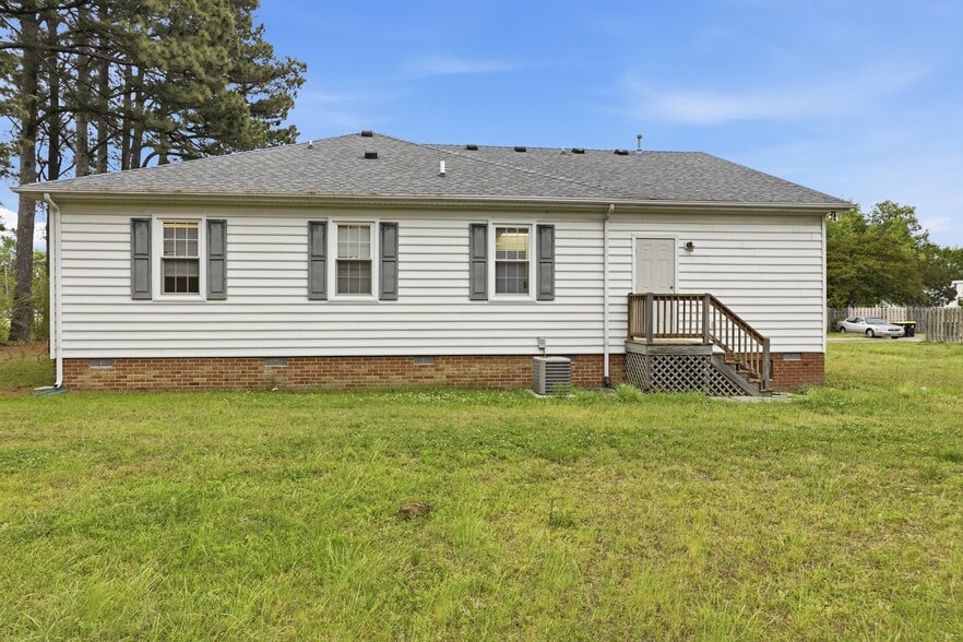 More Photos Of 2303 Pruden Blvd, Suffolk Healthcare For Sale