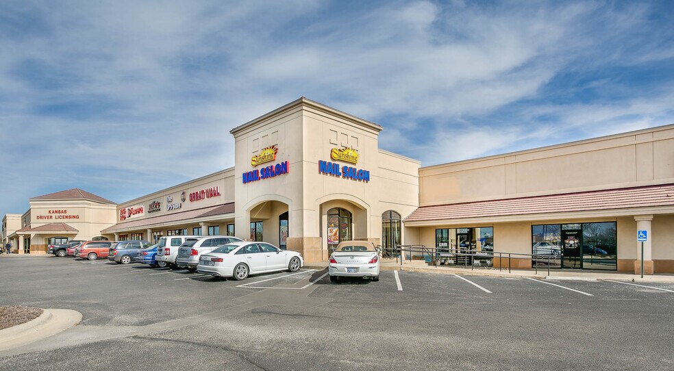 More Photos Of 620 N Rock Rd, Derby Storefront Retail Office For Lease