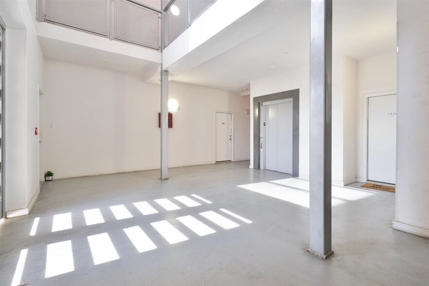 More Photos Of 502 Shiloh Dr, Laredo Apartments For Sale