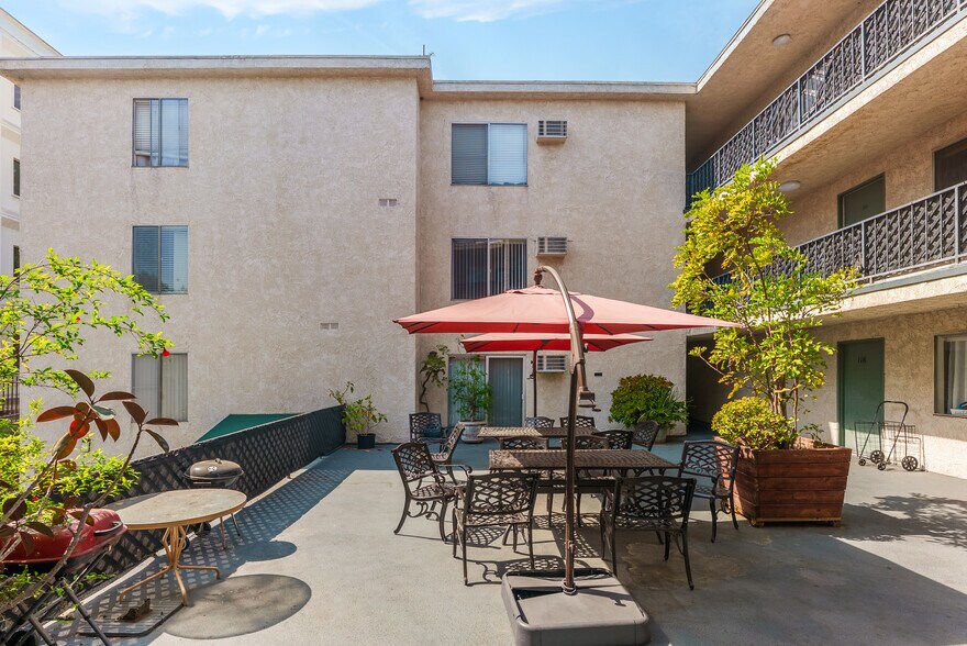 More Photos Of 504 S La Fayette Park Pl, Los Angeles Apartments For Sale