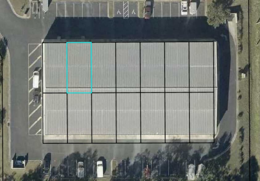 More Photos Of 409 9th St, Bunnell Warehouse For Lease