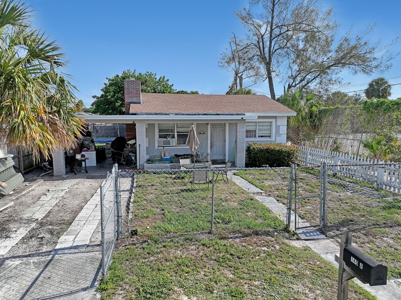 More Photos Of , Riviera Beach Unknown For Sale