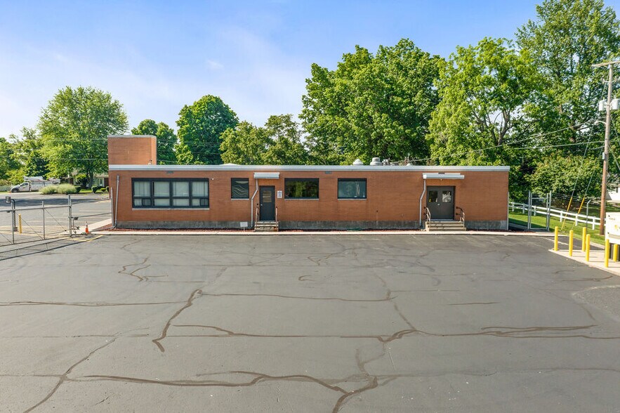 More Photos Of 110 Danville Pike, Hillsboro Unknown For Lease