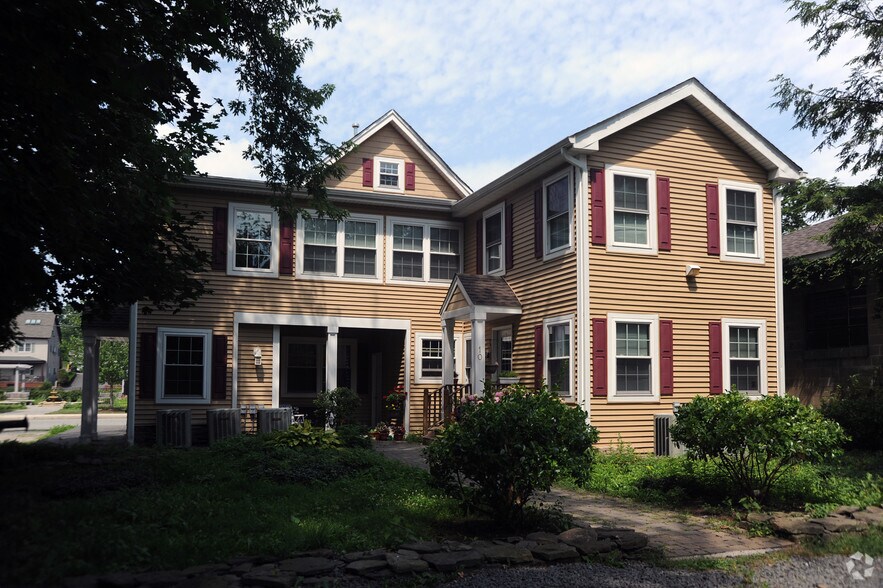 More Photos Of 10 Burnside Ave, Congers Apartments For Sale