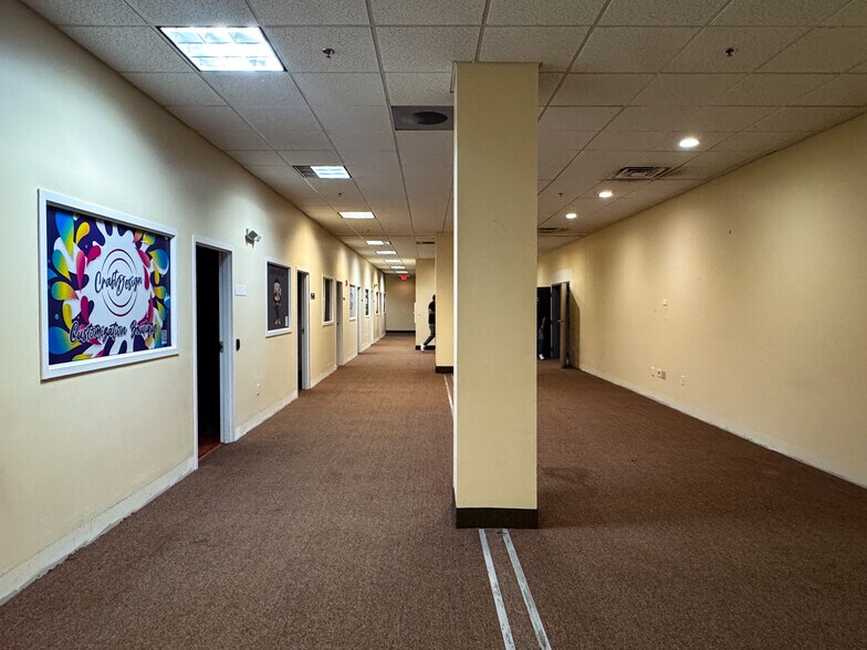 More Photos Of 7355 NW 41st St, Miami Warehouse For Sale