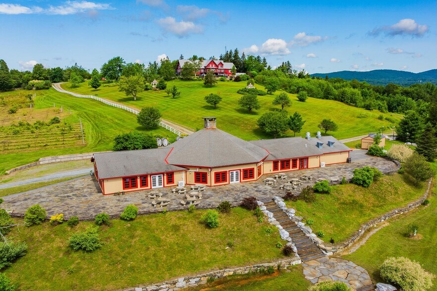 More Photos Of 1950 Collins Rd, Halifax Winery Vineyard For Sale