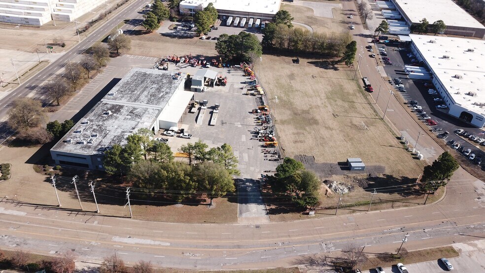More Photos Of 5511 E Shelby Dr, Memphis Warehouse For Sale