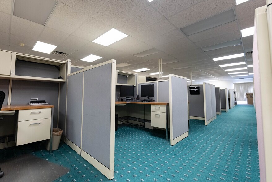 More Photos Of 4132 Elida Rd, Lima Medical For Sale