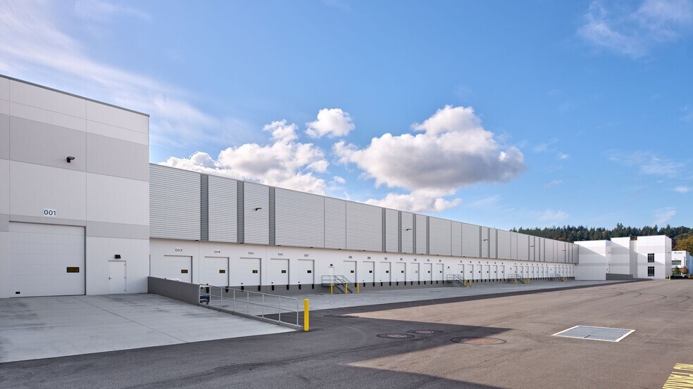 More Photos Of 4195 W Valley Hwy N, Auburn Warehouse For Lease