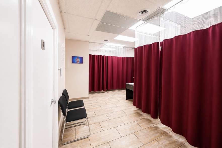 More Photos Of 10228 Jamaica Ave, Richmond Hill Storefront Retail Office For Sale