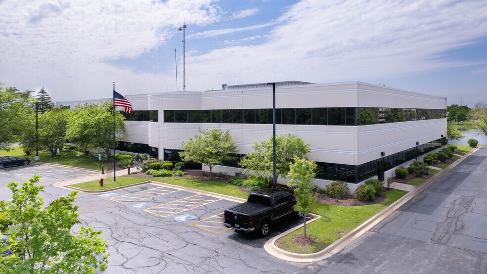 More Photos Of 4580 Weaver Pky, Warrenville Office For Lease