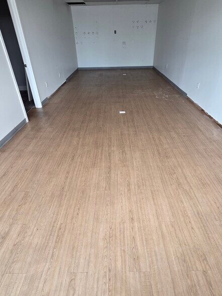 More Photos Of 2401 2411 2475 W Alameda Ave, Denver Freestanding For Sale