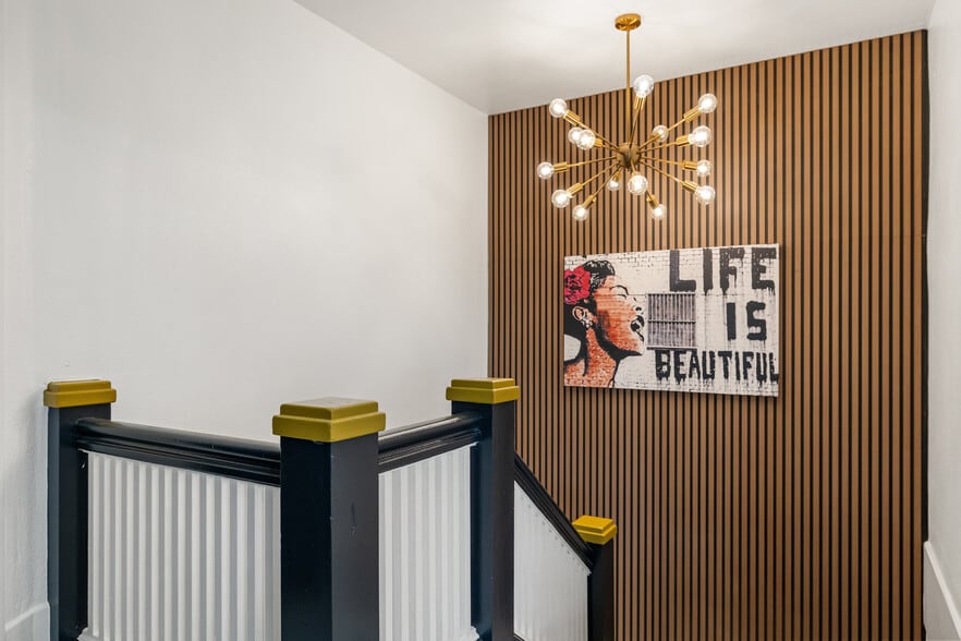 More Photos Of 1055 21st Street, San Diego Apartments For Sale