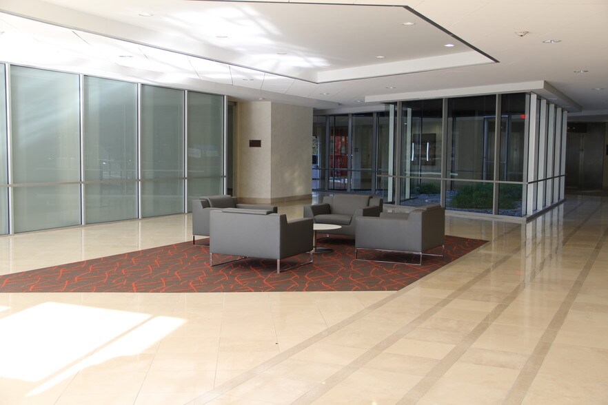More Photos Of 2929 N Central Expy, Richardson Office For Lease