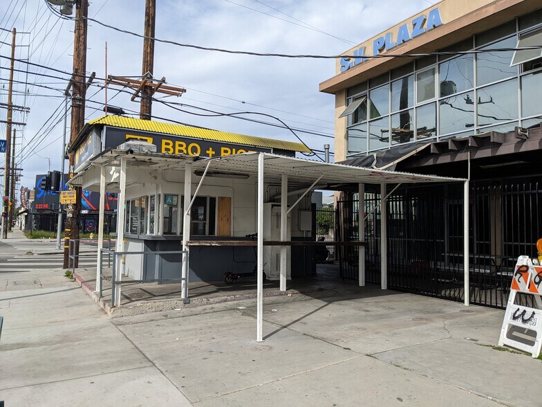 More Photos Of 1110 N Virgil Ave, Los Angeles Storefront Retail Residential For Lease