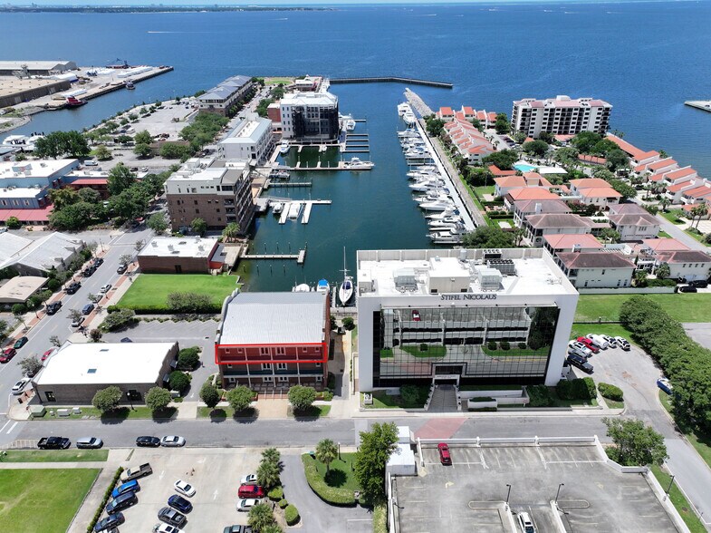 More Photos Of 17 W Cedar St, Pensacola Office For Lease