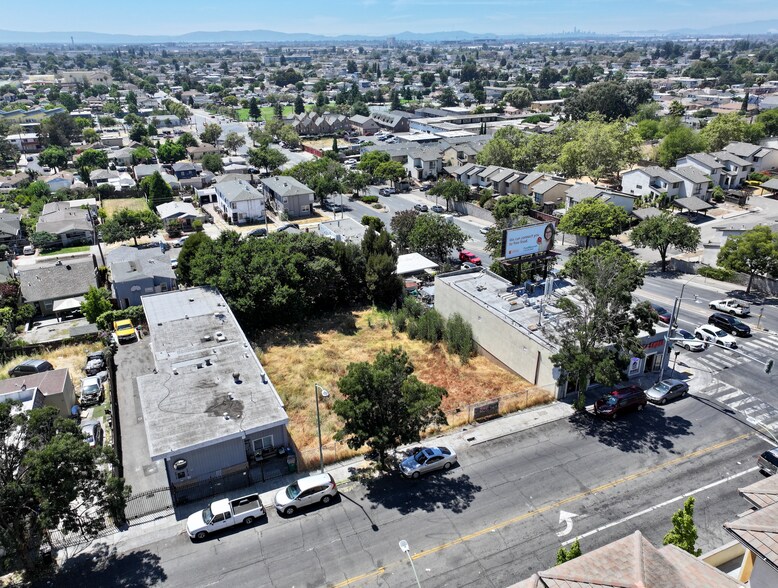 More Photos Of 9811 MacArthur Blvd, Oakland Land For Sale