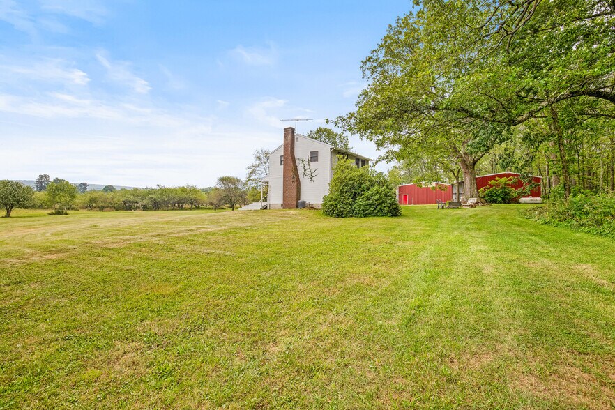 More Photos Of 162 Black Bear Run, Berlin Specialty For Sale