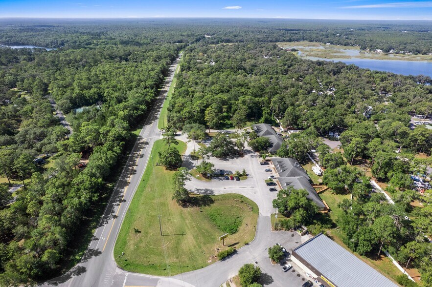 More Photos Of 14100 N Highway 19, Salt Springs Storefront Retail Office For Lease