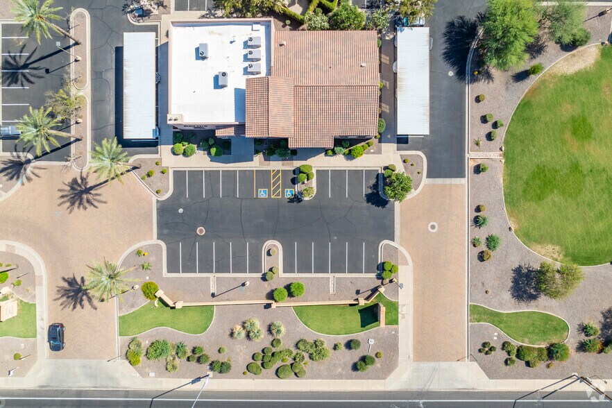 More Photos Of 1635 N Greenfield Rd, Mesa Medical For Lease