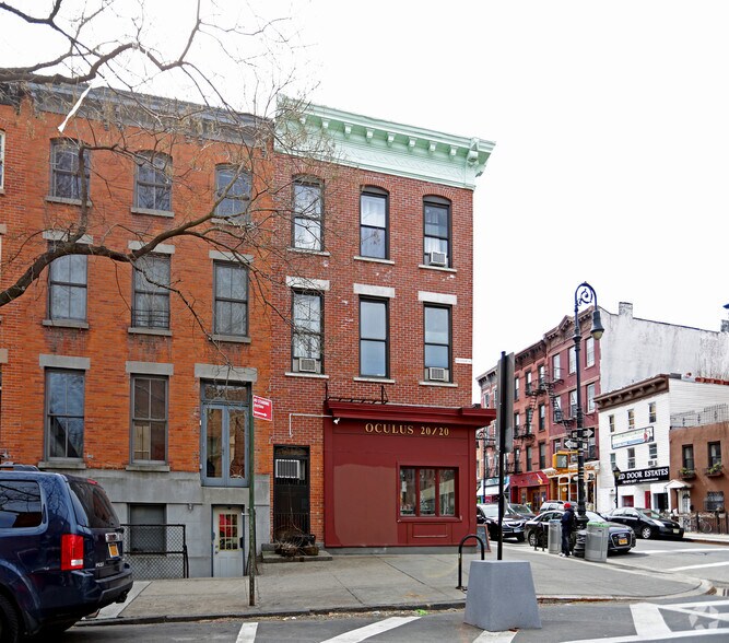 More Photos Of 267 Smith St, Brooklyn General Retail For Sale
