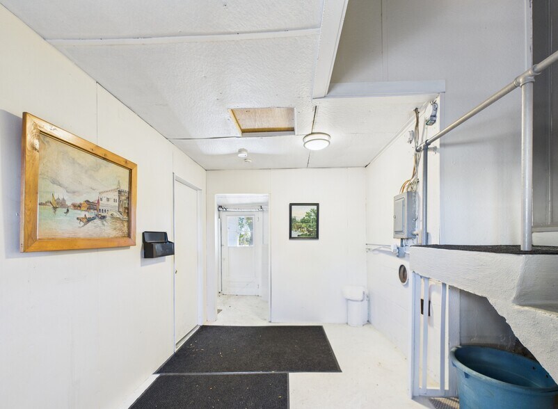 More Photos Of 6640 State Route 5 and 20, Bloomfield Manufacturing For Sale