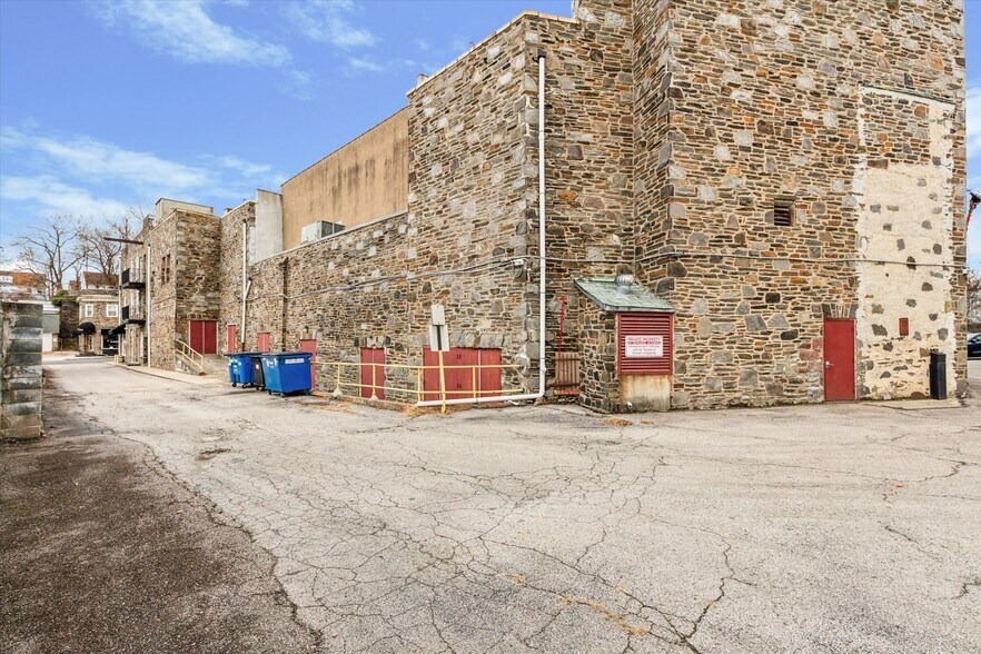 More Photos Of 153-163 Bala Ave, Bala Cynwyd Movie Theatre For Sale