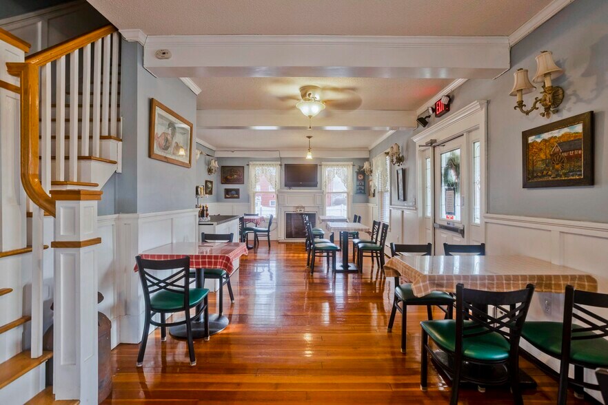 More Photos Of 181 W State St, Granby Storefront Retail Residential For Sale