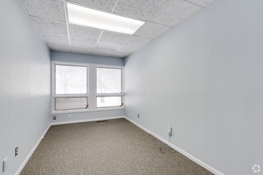 More Photos Of 5380 Holiday Ter, Kalamazoo Office For Sale