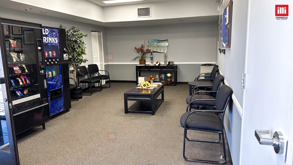 More Photos Of 7315 Lankershim Blvd, North Hollywood Light Manufacturing For Sale