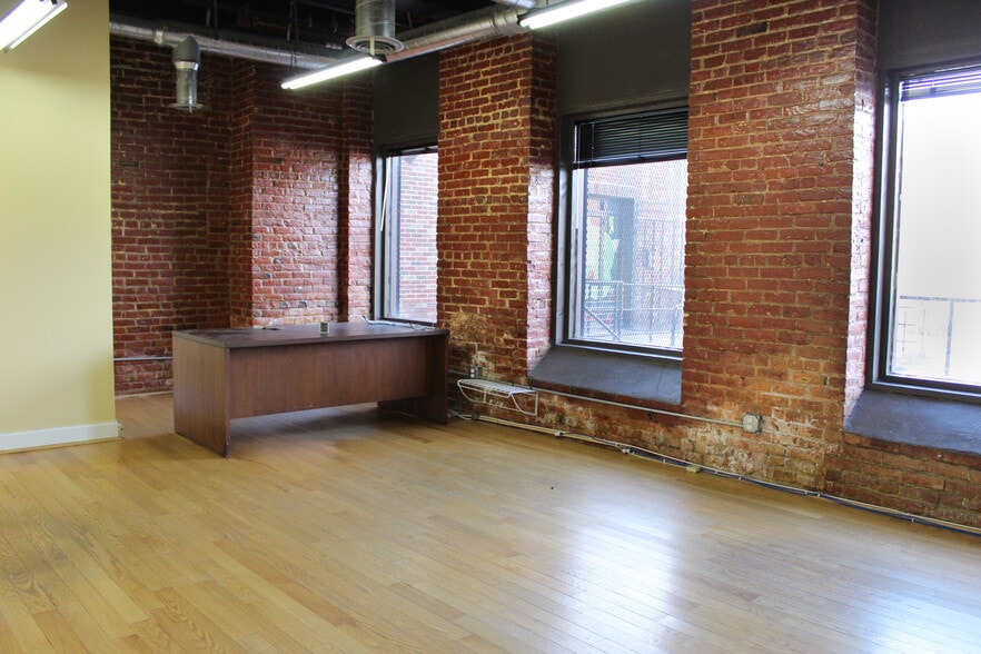 More Photos Of 4946-4950 Parkside Ave, Philadelphia Loft Creative Space For Lease