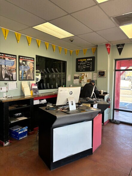 More Photos Of 1210 W Beale St, Kingman General Retail For Sale