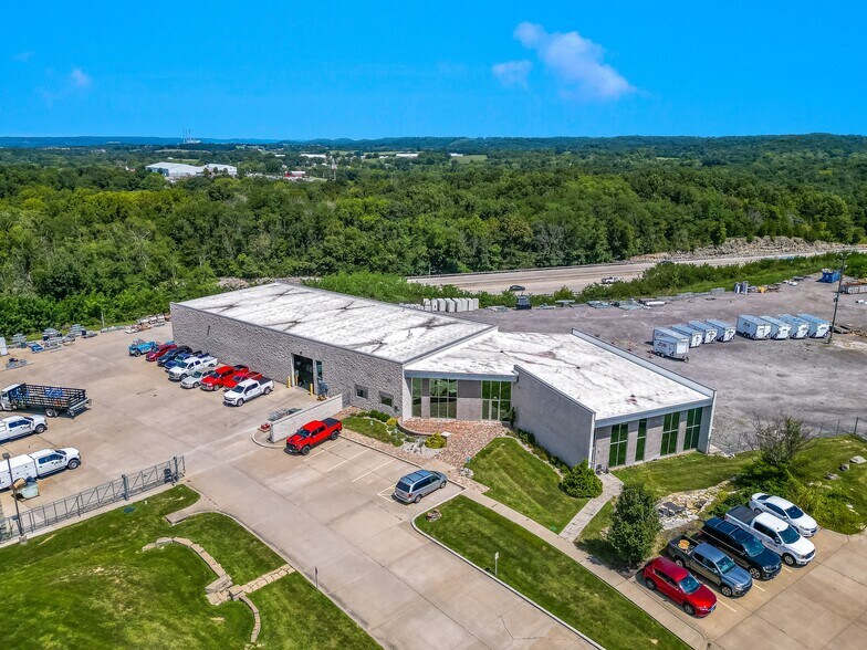 Primary Photo Of 109 Diversified Dr, Villa Ridge Service For Lease