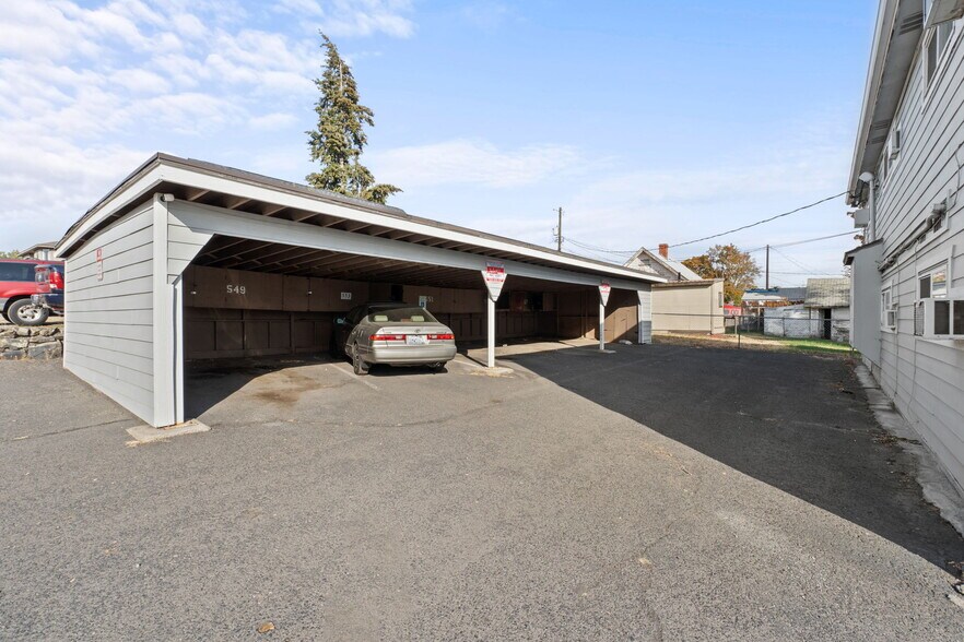 More Photos Of 547-557 E Fairview Ave, Spokane Apartments For Sale