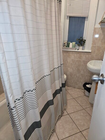 More Photos Of 689-693 Beck St, Bronx Apartments For Sale