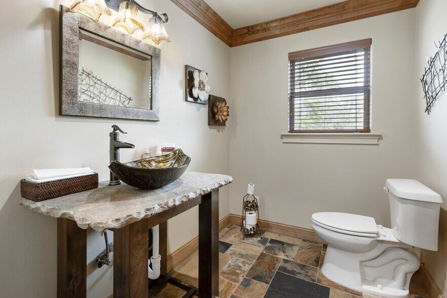 More Photos Of 8711 Hufsmith Kuykendahl Rd, Tomball Industrial For Sale