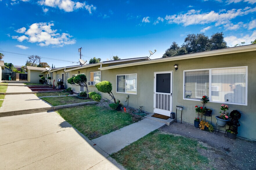 More Photos Of 213 W 4th St, San Dimas Multifamily For Sale