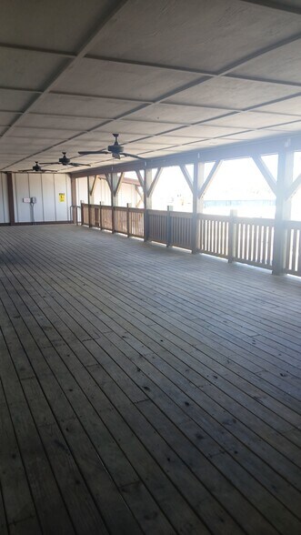 More Photos Of 219 Myrtle Ave, Carolina Beach Restaurant For Lease