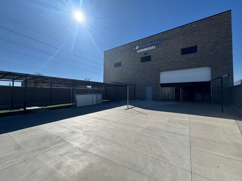 Primary Photo Of 6327 W Crimson View Dr, South Jordan Veterinarian Kennel For Sale