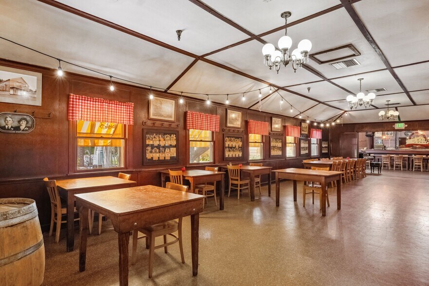 More Photos Of 3731 Main st, Occidental Restaurant For Sale