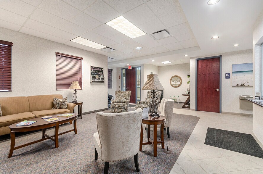 More Photos Of 9475 N Holly Rd, Grand Blanc Medical For Sale