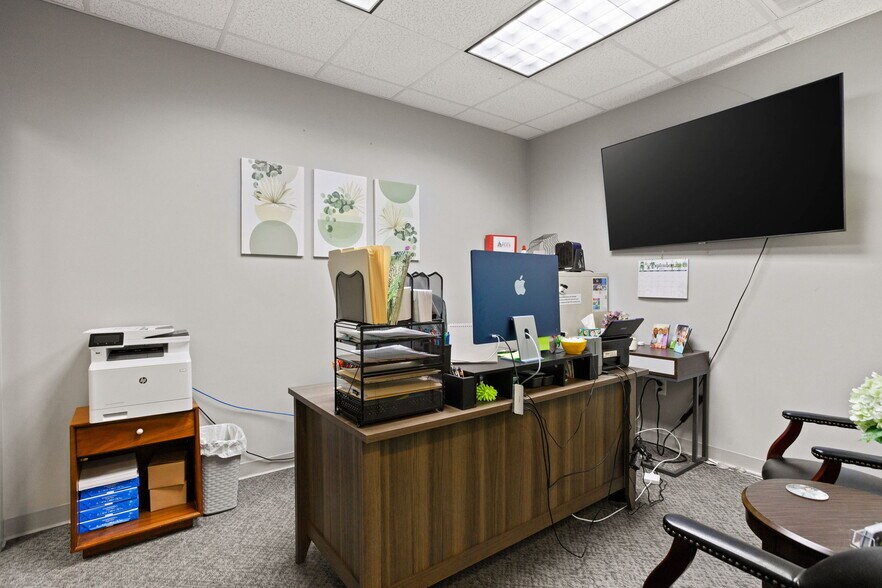 More Photos Of 340 Interstate Blvd, Greenville Warehouse For Sale