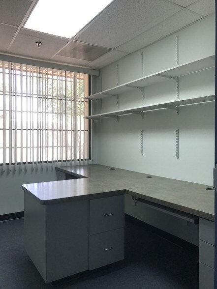 More Photos Of 1310 W St Marys Rd, Tucson Medical For Lease