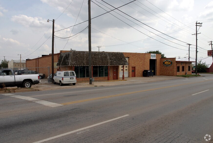More Photos Of 1837-1847 NW 5th St, Oklahoma City Service For Lease