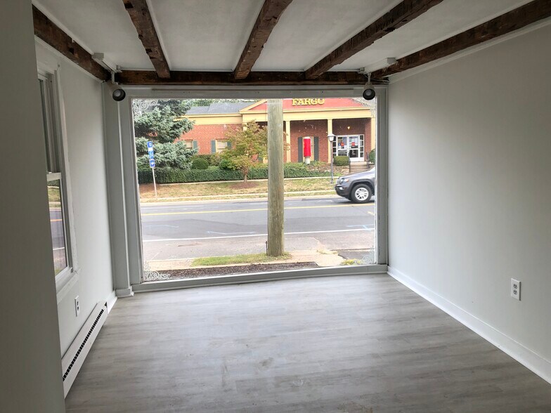 More Photos Of 774-776 S Main St, Plantsville Storefront Retail Office For Lease