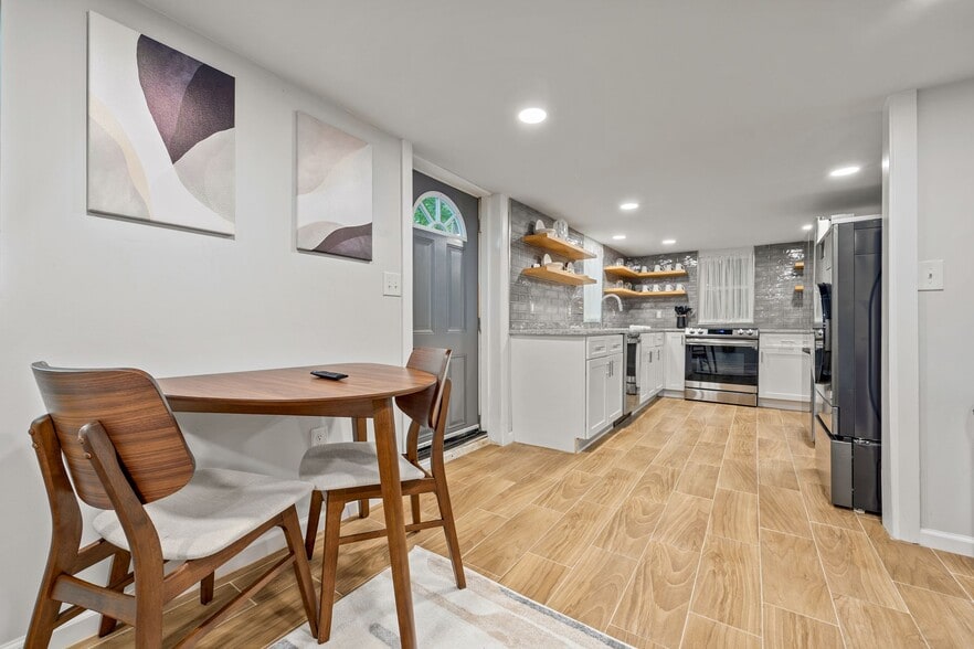 More Photos Of 10 Claire Dr, Atlanta Multifamily For Sale