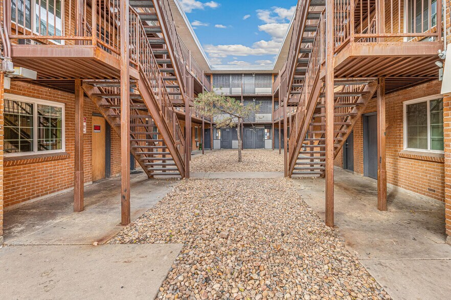 More Photos Of 7251 Samuel Dr, Denver Apartments For Sale